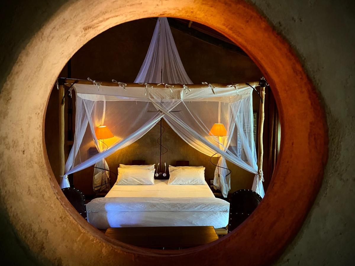 Bakuba Lodge - Le Petit Hotel Du Voyageur Ankilibe Esterno foto