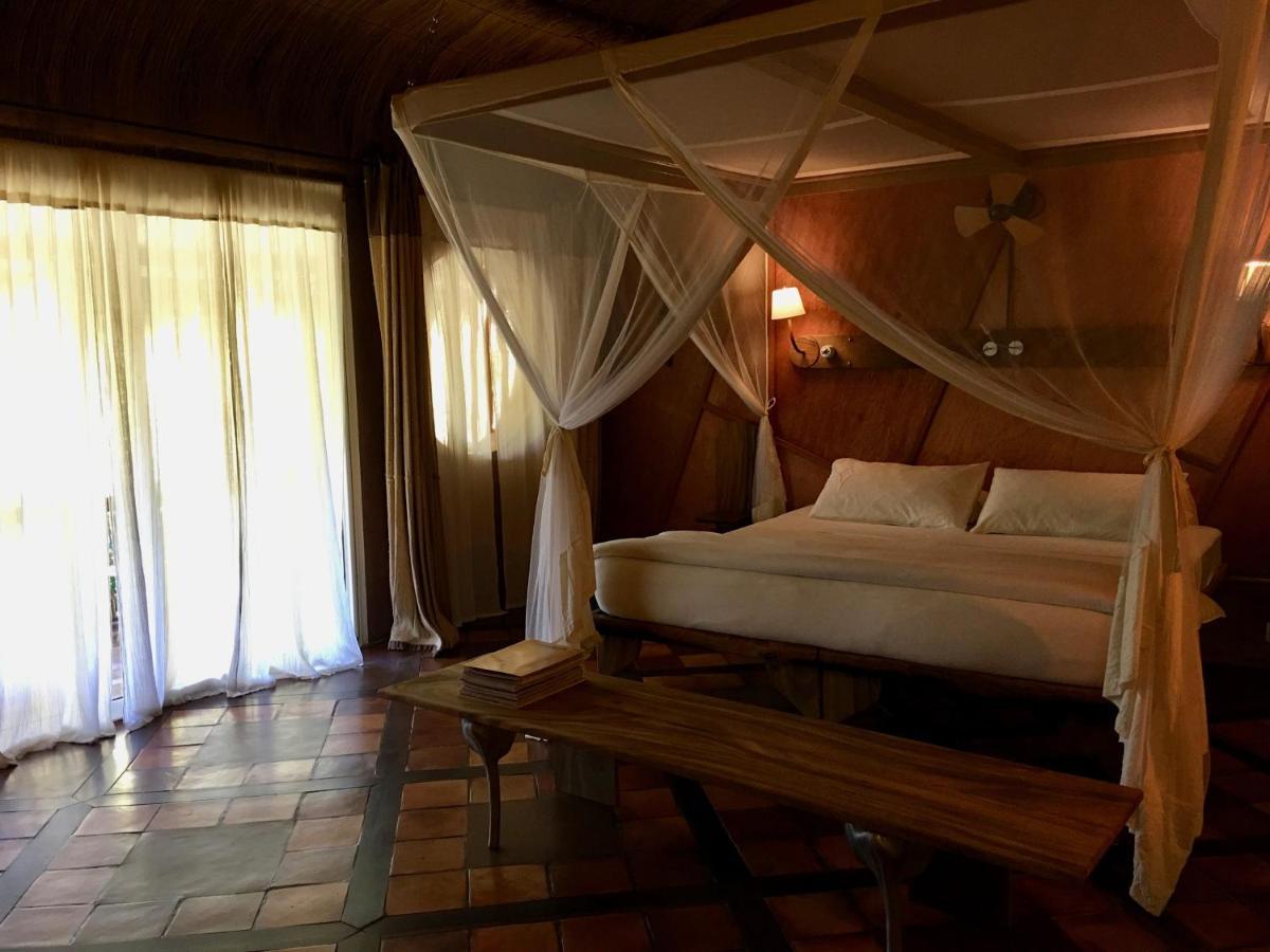 Bakuba Lodge - Le Petit Hotel Du Voyageur Ankilibe Esterno foto